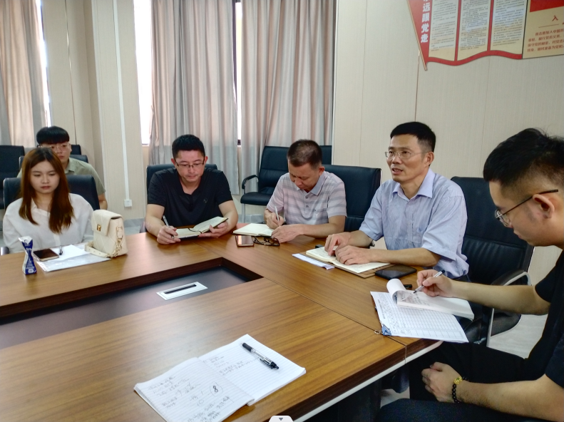 以研促教 研教结合——beat365中文版官网专题教研活动进行中
