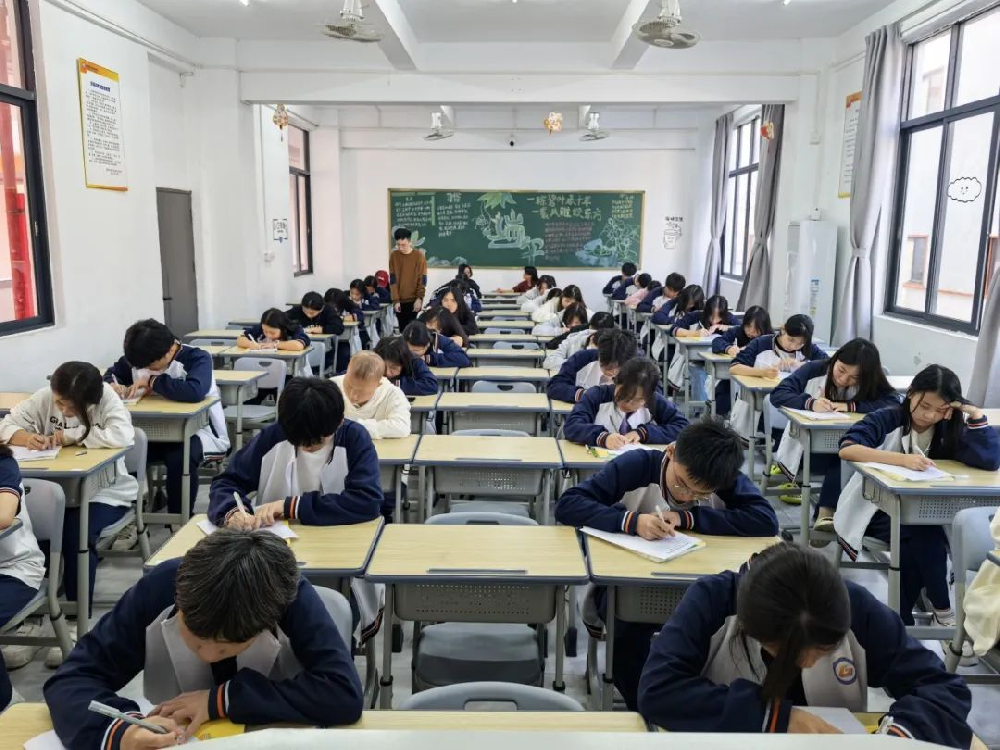 妙笔生花，“英”你精彩∣beat365中文版官网成功举办了一场英文书写项目比赛